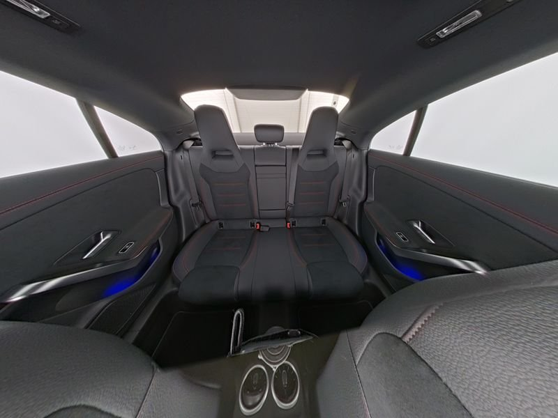 Mercedes-Benz CLA 200 Coupé Edition AMG+PANO+NIGHT+360+DISTRON — photo 7