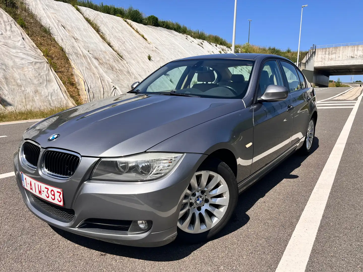BMW 318 318 d Grijs - 1