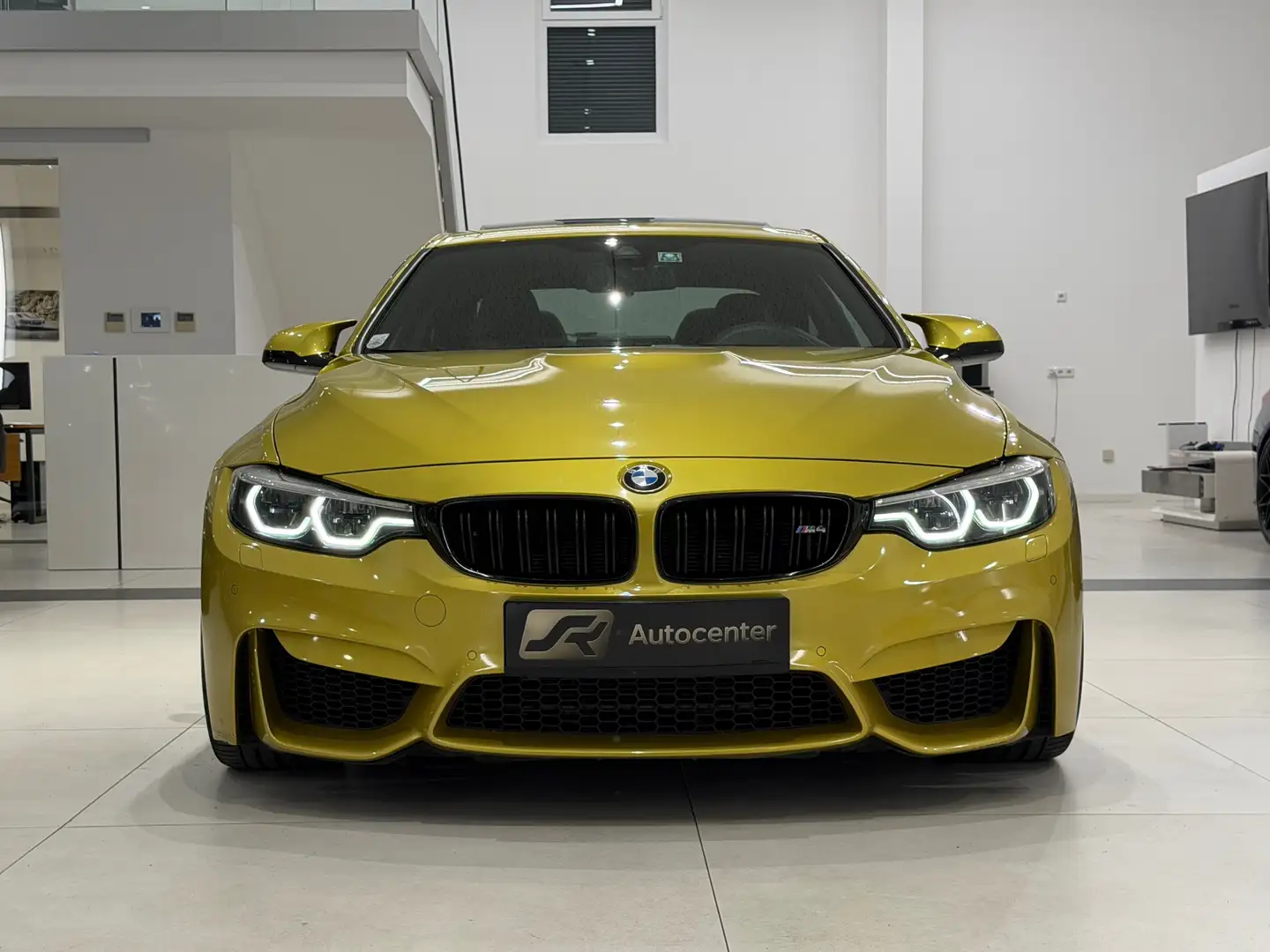BMW M4 M4 Competition Gelb - 2