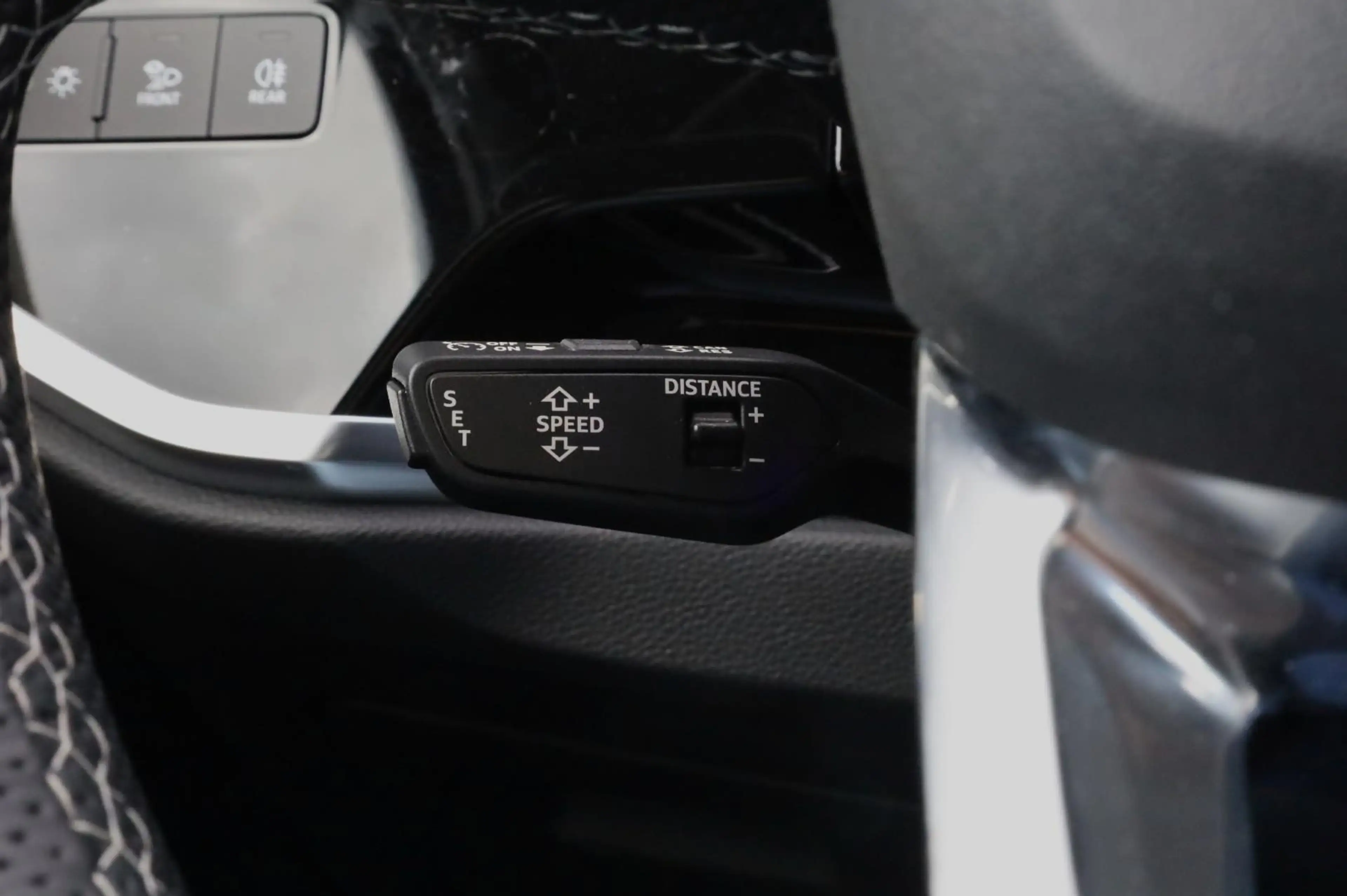 Audi Q3 Sportback 35 TFSI Standkachel l Trekhaak l Pano l — photo 34