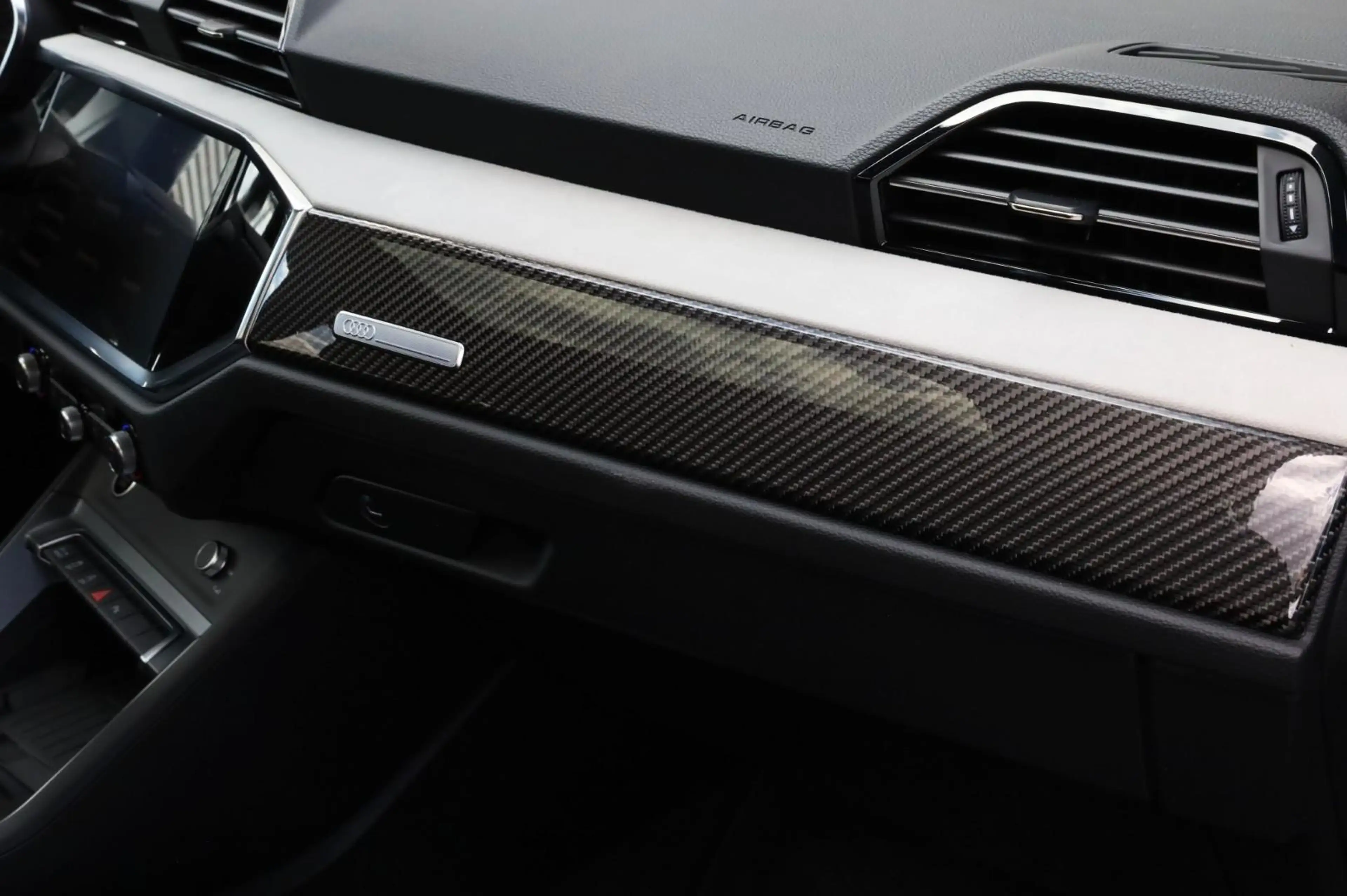 Audi Q3 Sportback 35 TFSI Standkachel l Trekhaak l Pano l — photo 39