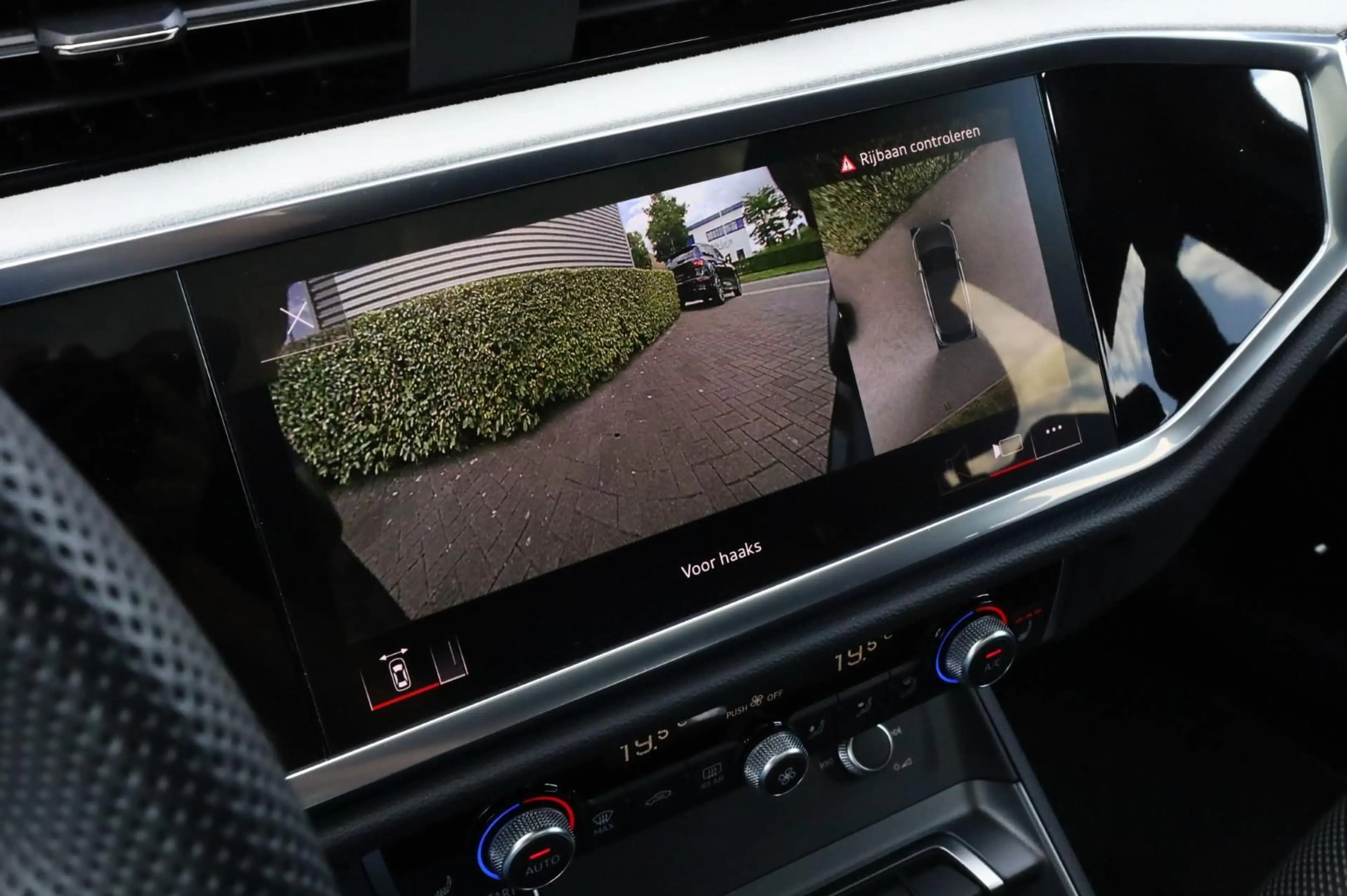 Audi Q3 Sportback 35 TFSI Standkachel l Trekhaak l Pano l — photo 19
