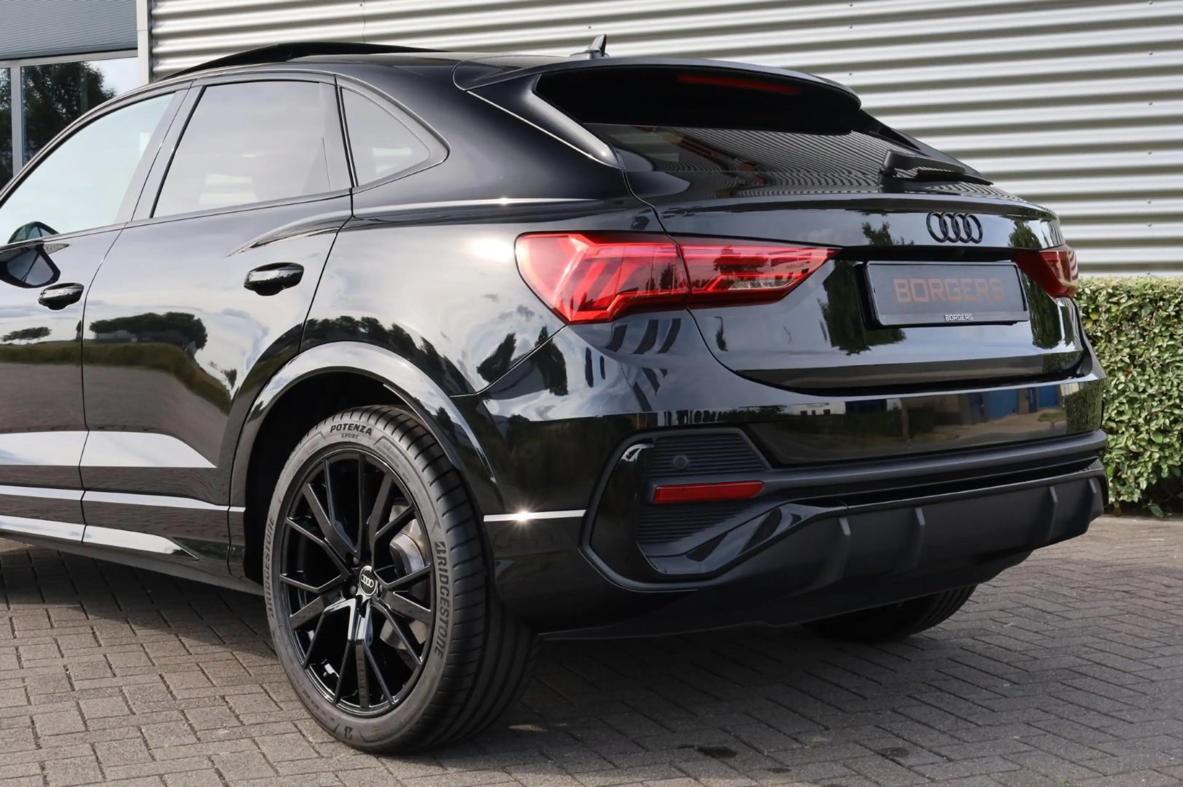 Audi Q3 Sportback 35 TFSI Standkachel l Trekhaak l Pano l — photo 8