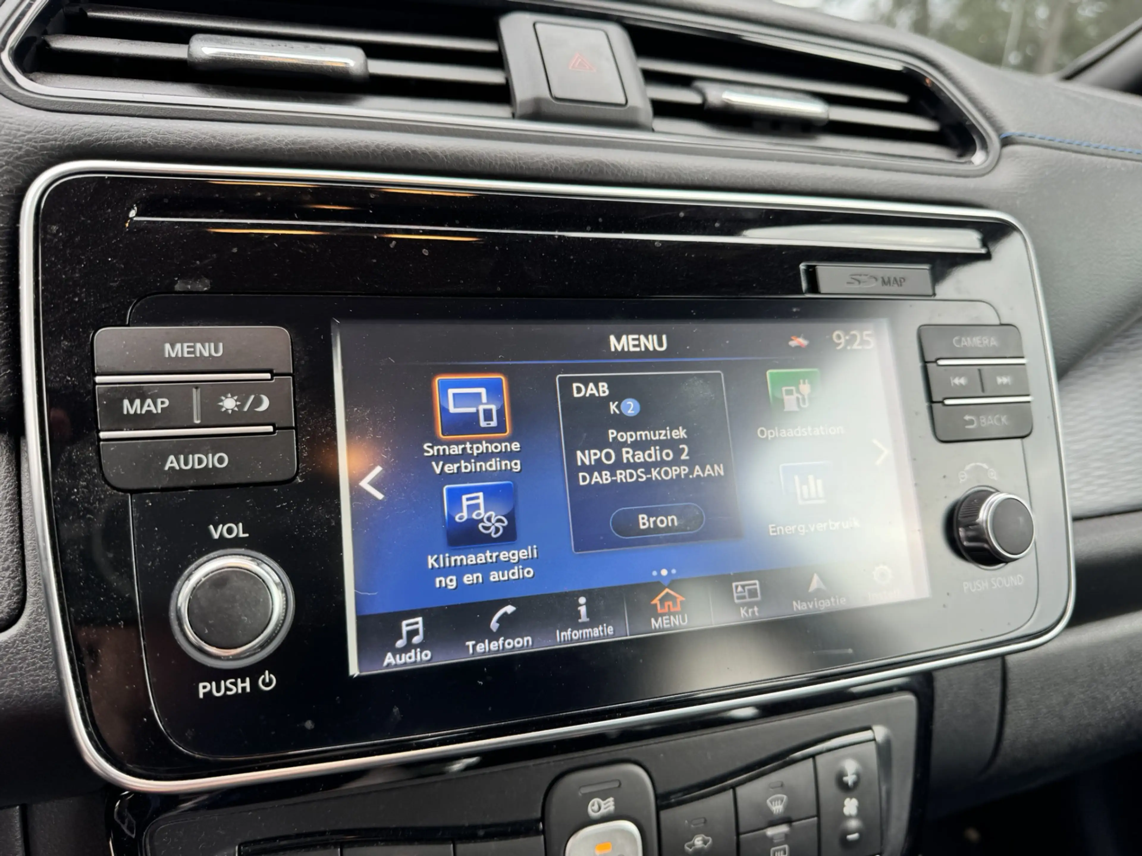 Nissan Leaf Tekna 40 kWh*85%SOH*Navi*ECC*EXPORT* — photo 25