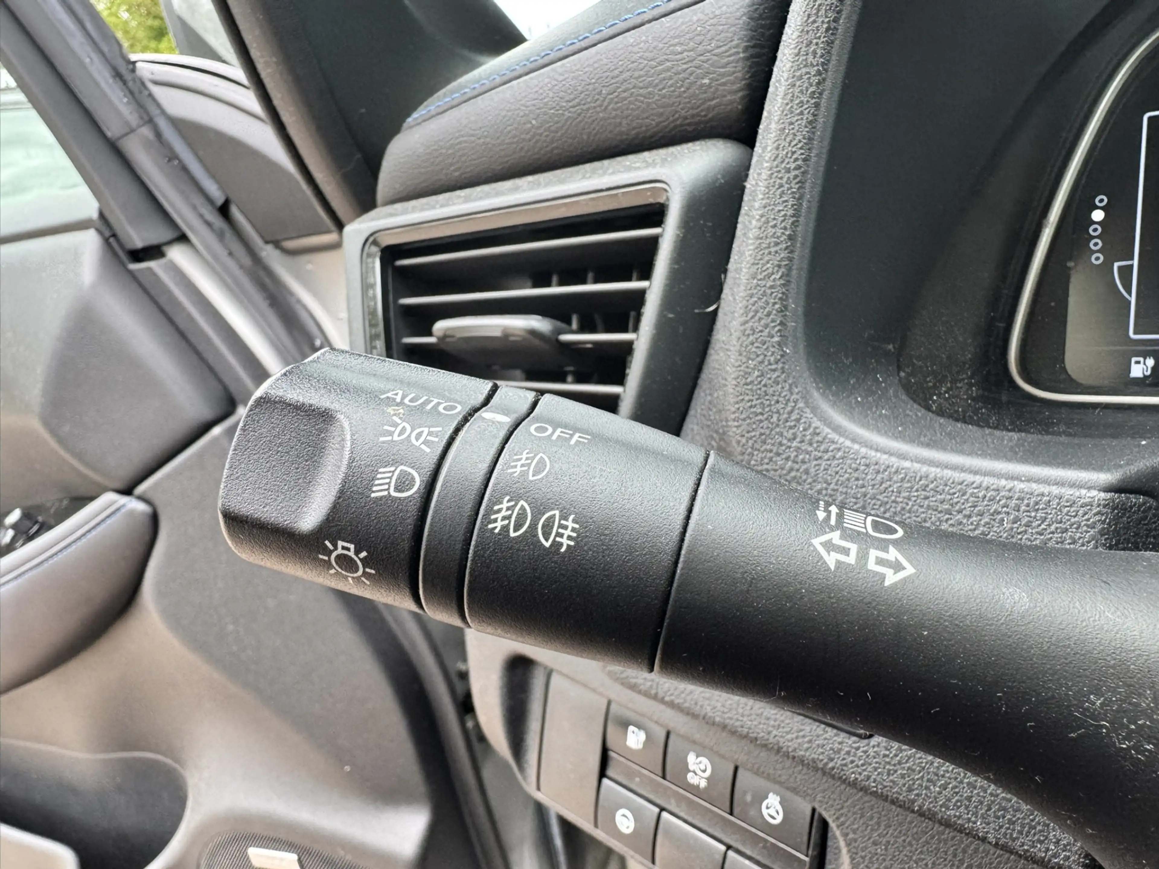 Nissan Leaf Tekna 40 kWh*85%SOH*Navi*ECC*EXPORT* — photo 21
