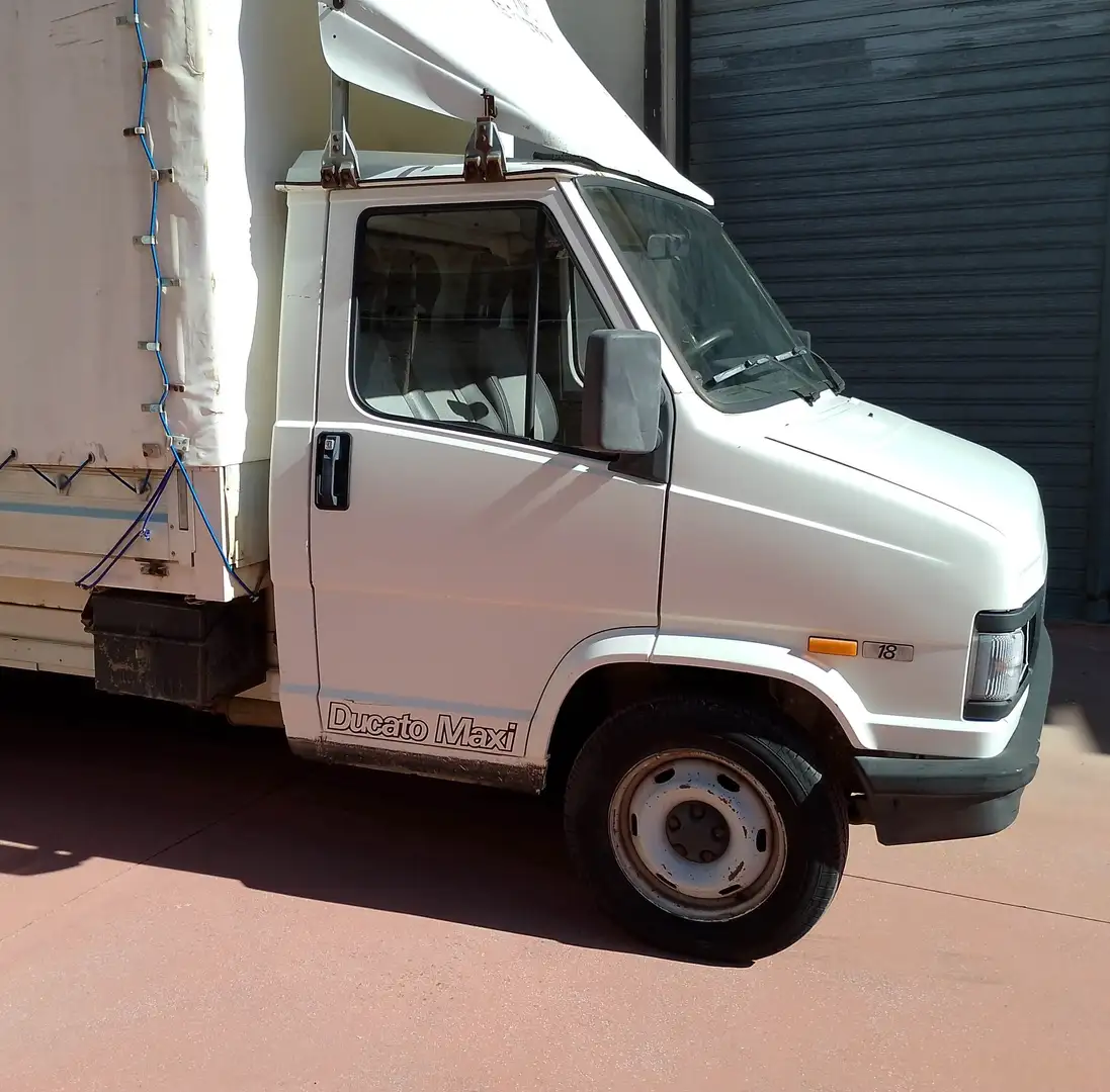 Fiat Ducato Autocarro cassone fisso Bianco - 2