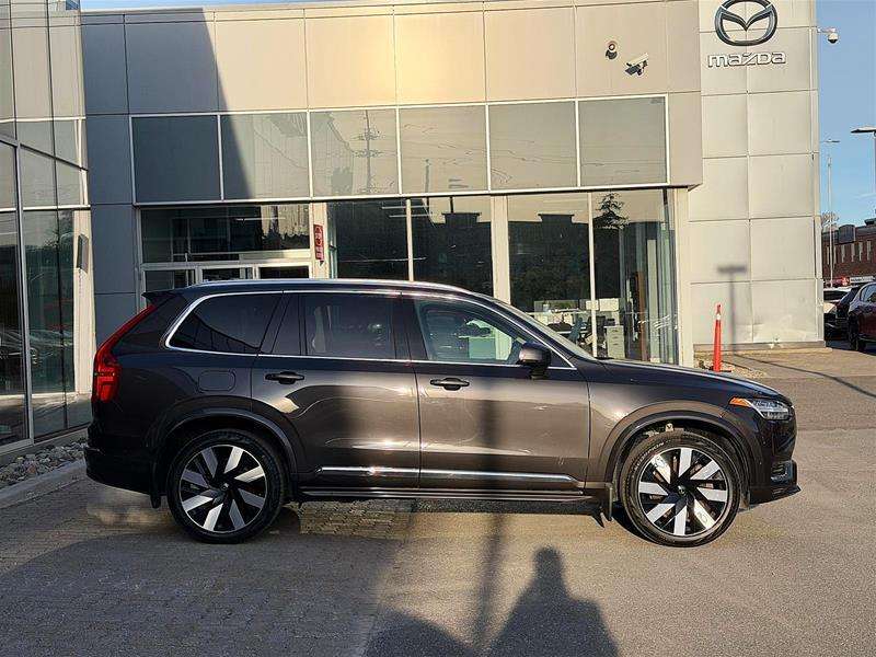 2025 Volvo XC90 T8 Ultra | 7 Pass | PHEV | Nappa | Clean alt 2