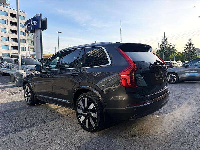 2025 Volvo XC90 T8 Ultra | 7 Pass | PHEV | Nappa | Clean alt 4