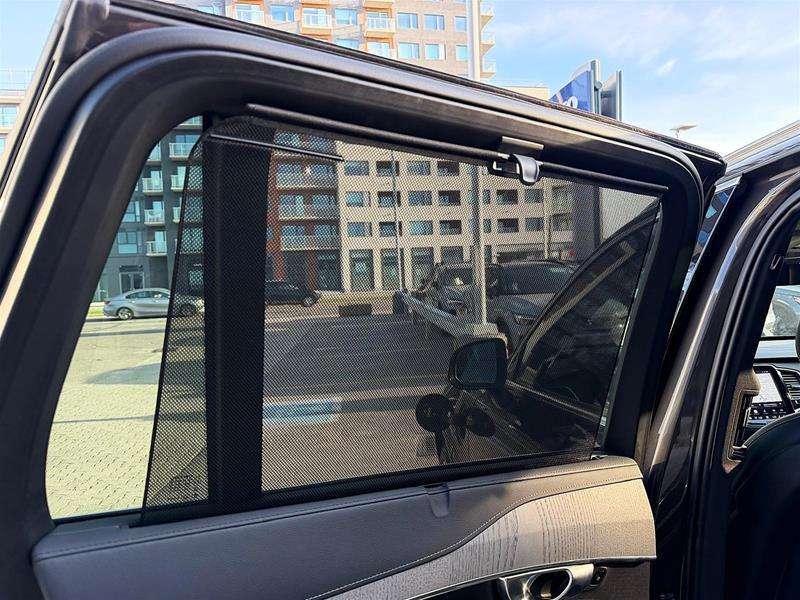 2025 Volvo XC90 T8 Ultra | 7 Pass | PHEV | Nappa | Clean thumb 16