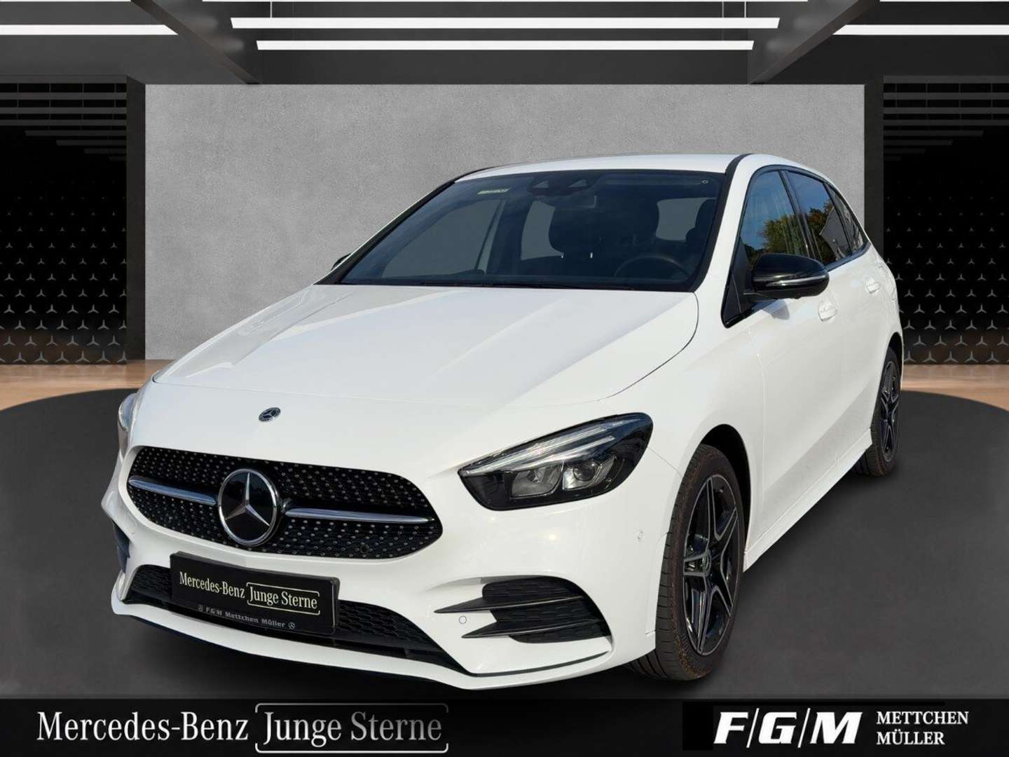 Mercedes-Benz B 250 nuo 478 €/ mėn Benzinas/Elektra 2022m. Mikroautobusas Automatinė
