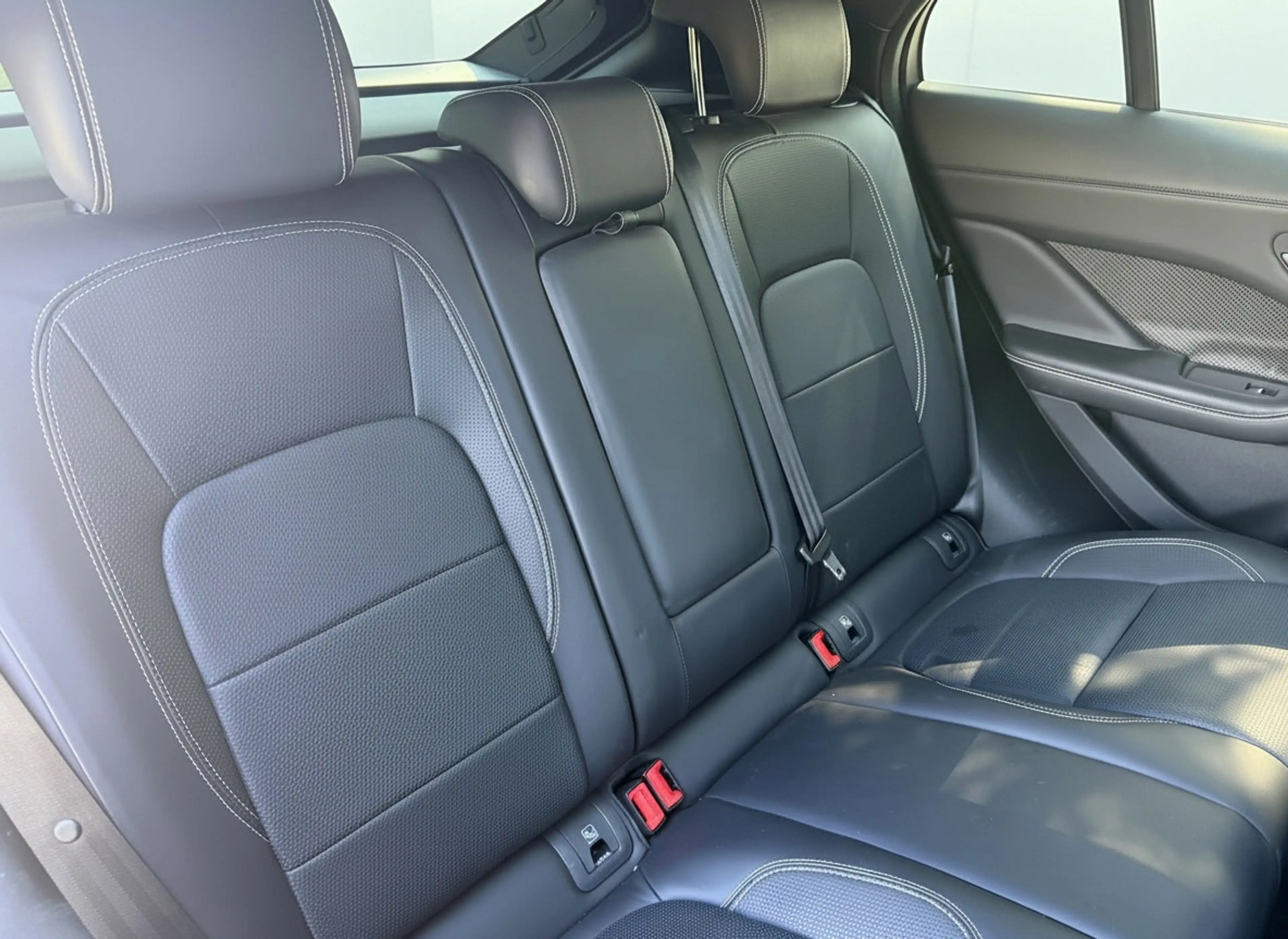 Jaguar I-Pace EV400 pk First Edition 90 kWh, VOL OPTIES, panoram — photo 15