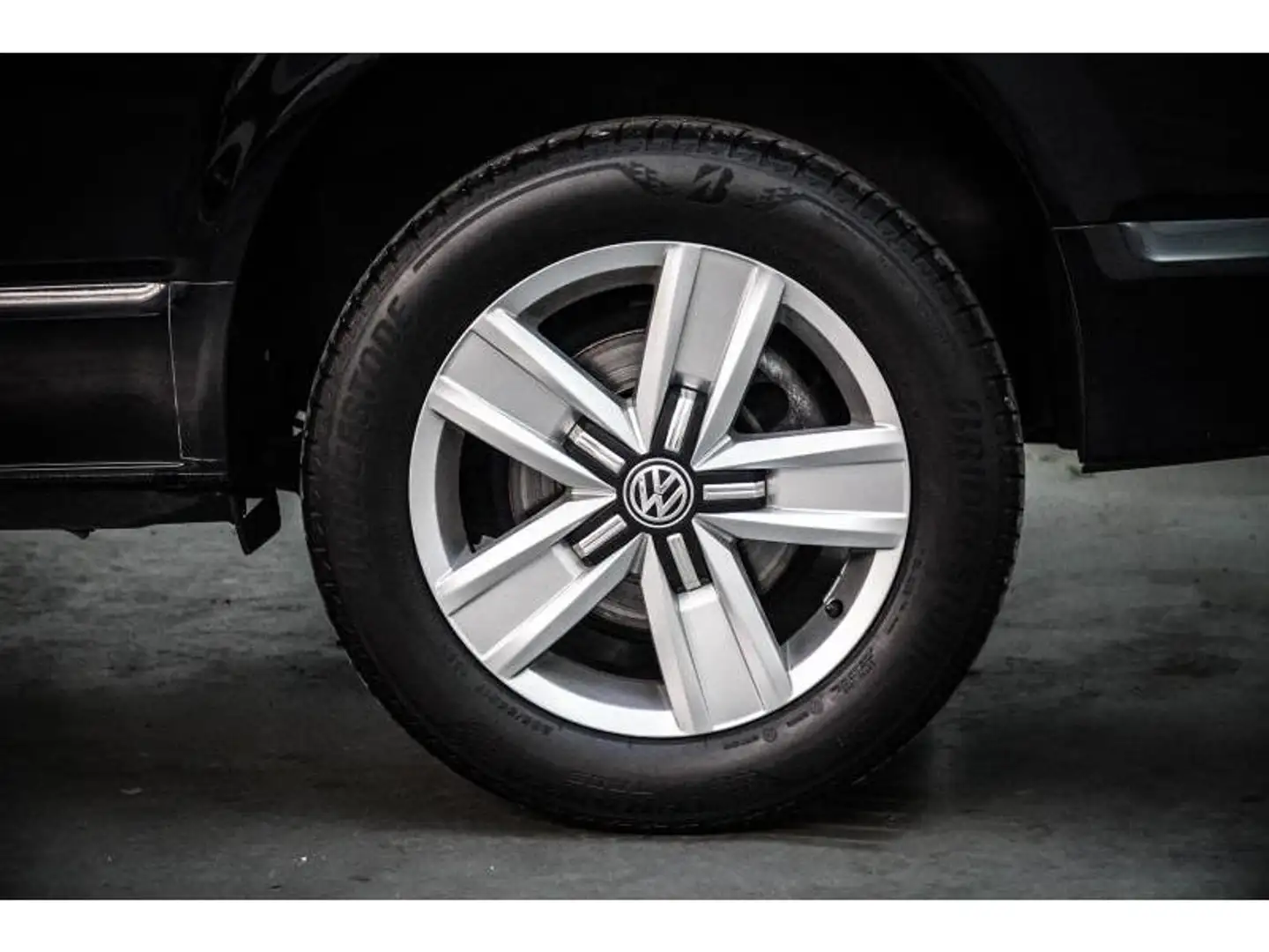 Volkswagen T6.1 Transporter dubbele cabine Zwart - 2