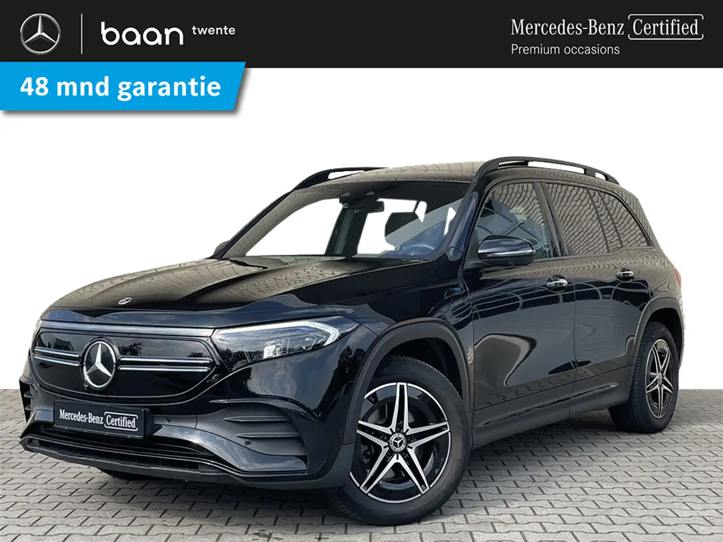 Mercedes-Benz EQB 300 4-Matic AMG Line 67 kWh l Panoramadak l Dodehoek l Zwart - 1