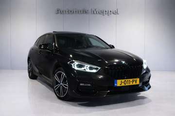 118i Sport Line | LED | Harman/Kardon | Panoramada