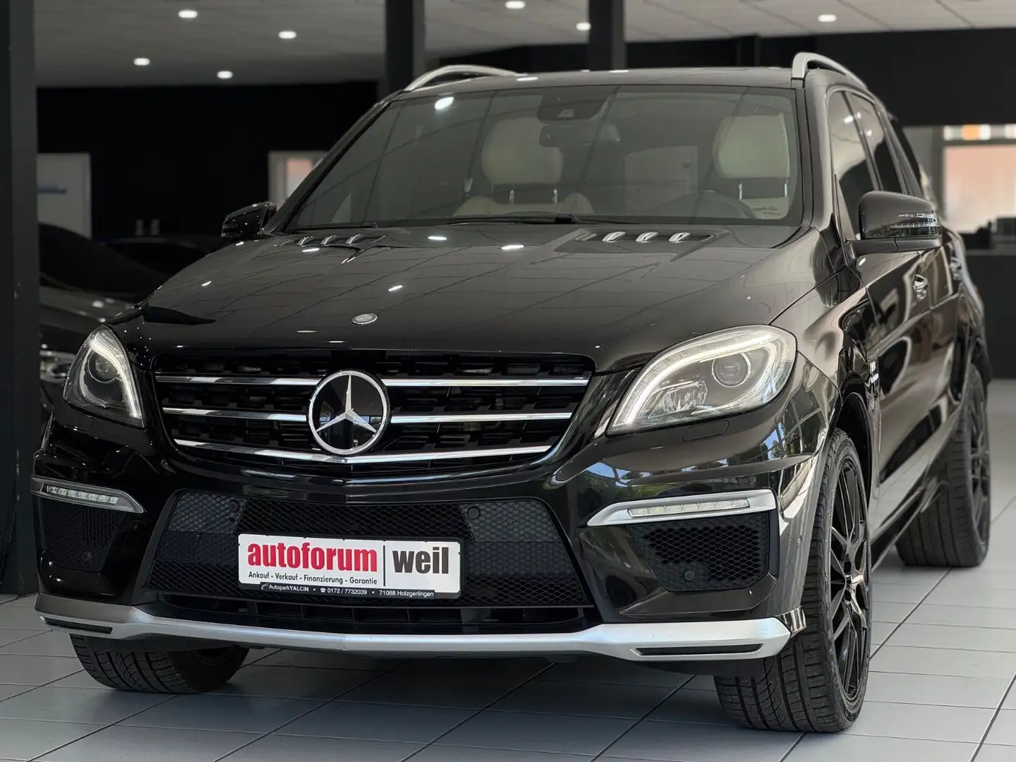 Mercedes-Benz ML 63 AMG *PERF-PACK*S-DACH*H&K*DISTR+*LGC7*MMRY crna - 1