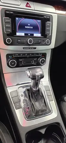 Volkswagen Passat view 13