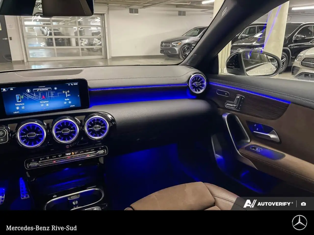 Mercedes-Benz CLA снимка Mercedes-Benz CLA