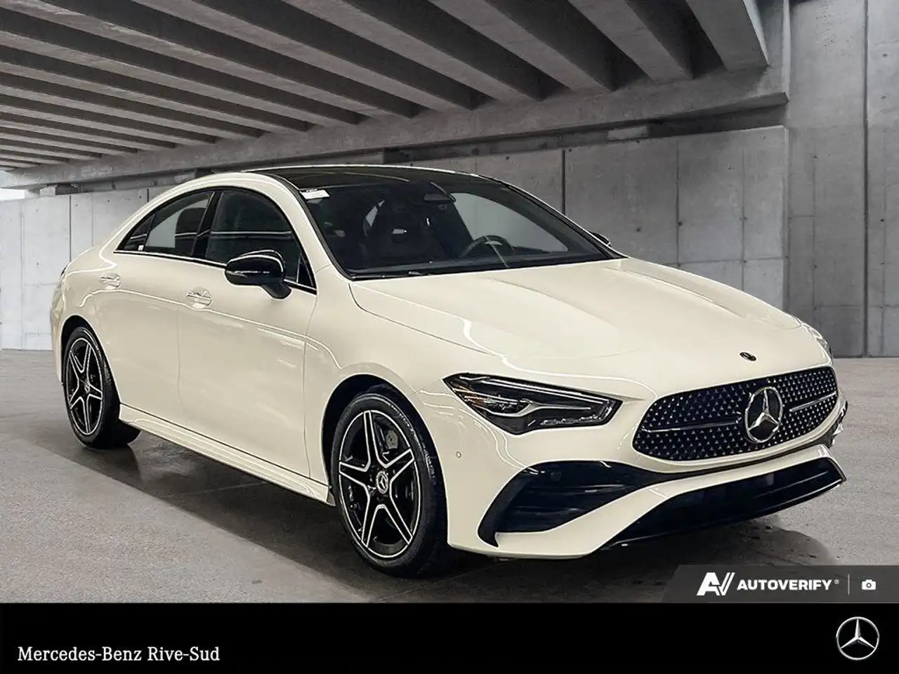 Mercedes-Benz CLA снимка Mercedes-Benz CLA