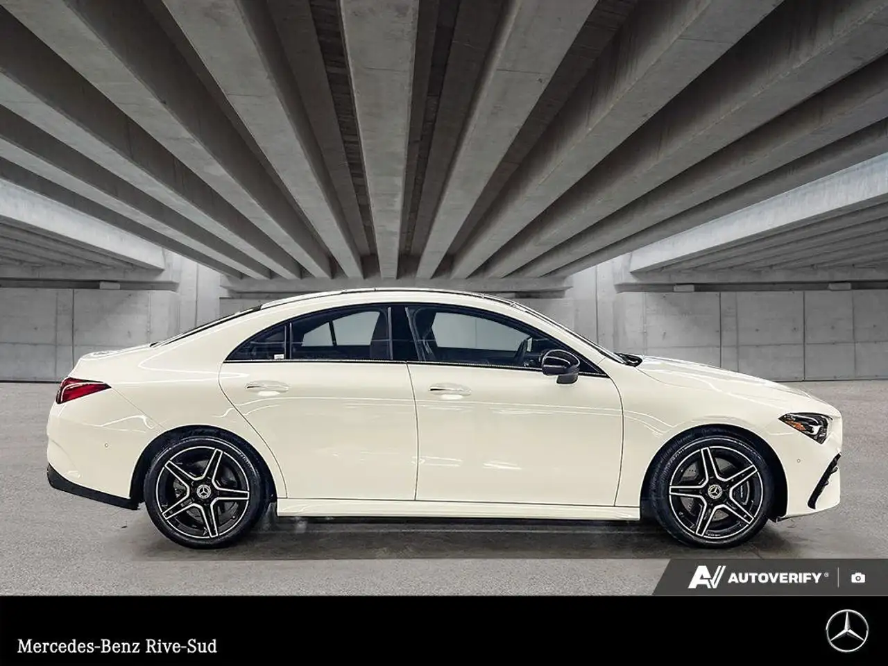 Mercedes-Benz CLA снимка Mercedes-Benz CLA