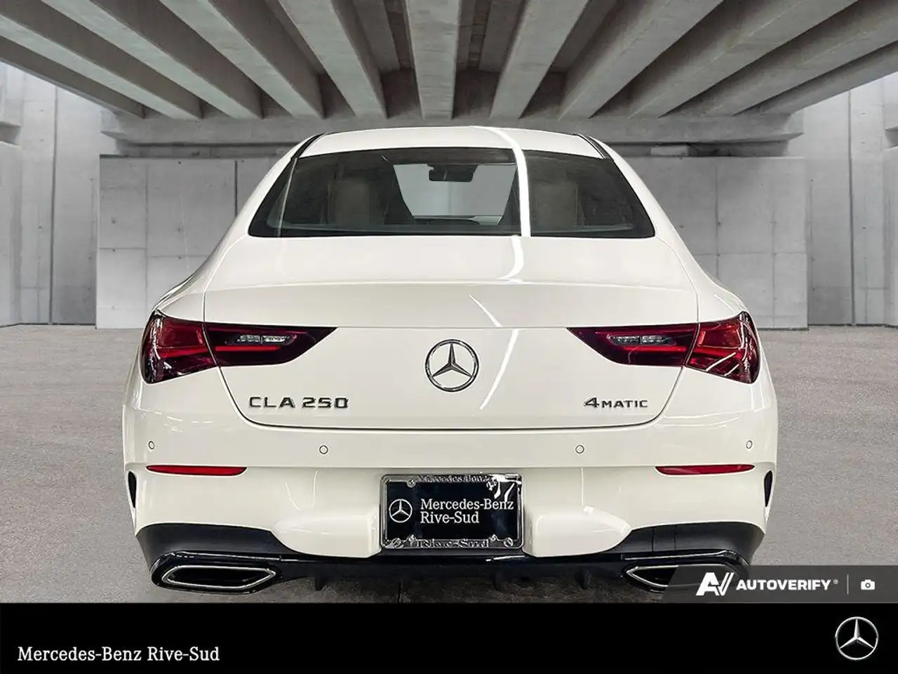 Mercedes-Benz CLA снимка Mercedes-Benz CLA