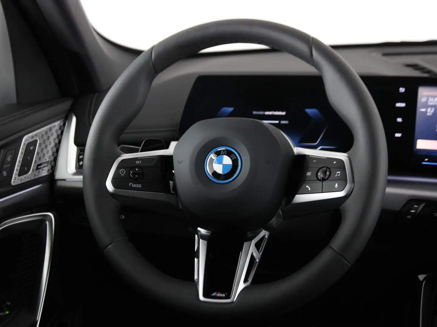 BMW iX1 eDrive20 67 kWh Grijs - 2