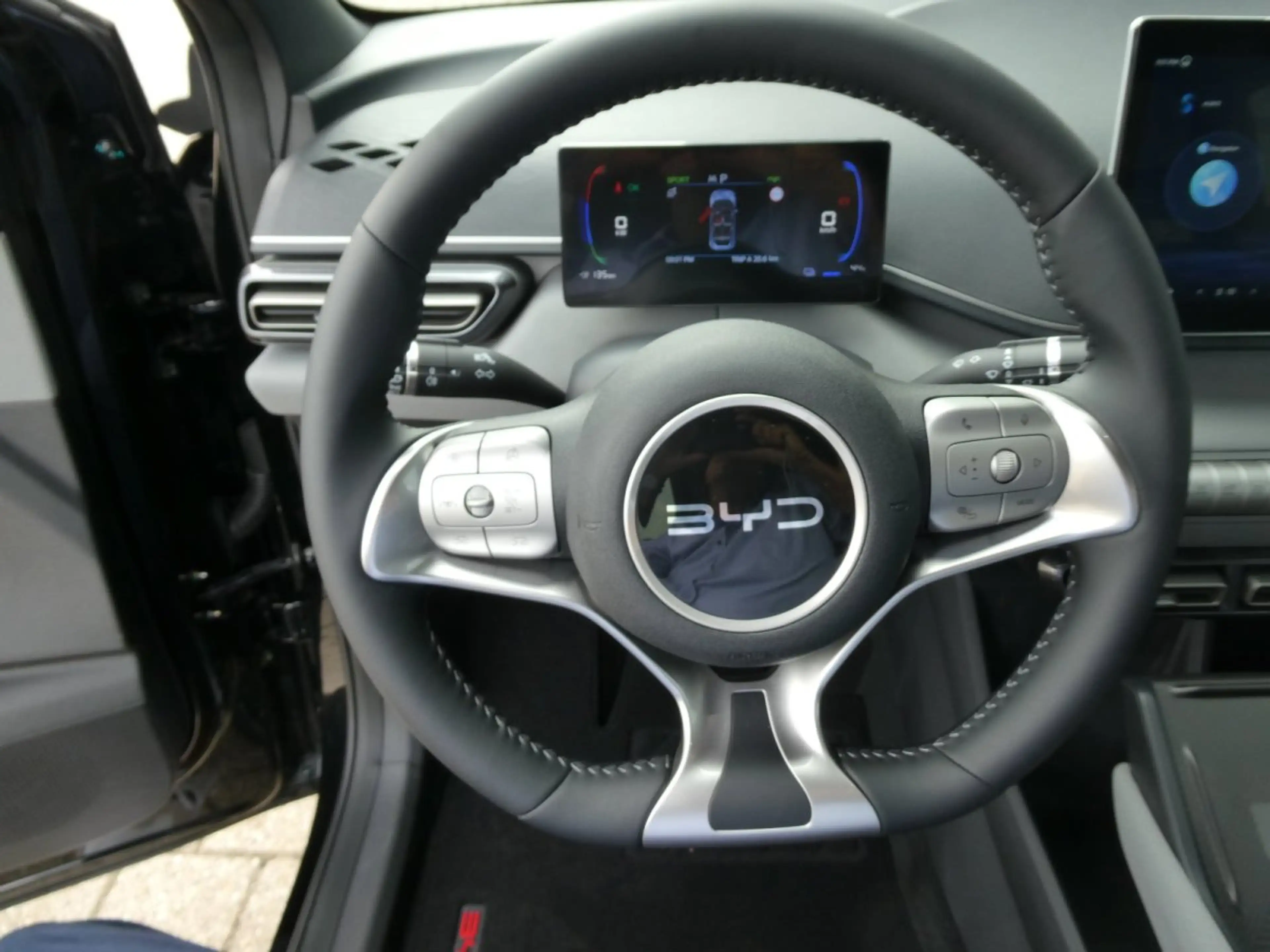 BYD Dolphin Surf Comfort 43kWh *Leder*LED*360-Grad*SHZ* — photo 14