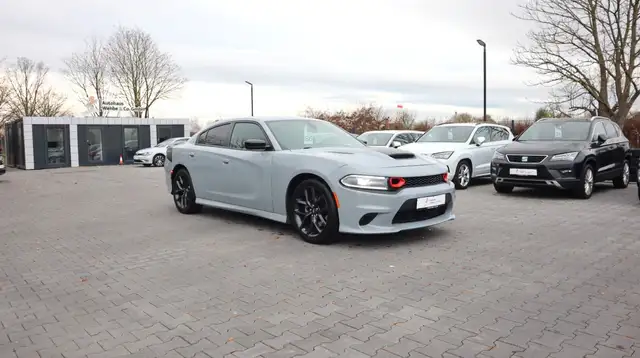 Dodge Charger 5.7 V8 HEMI SRT Alpine LED Leder Kamera