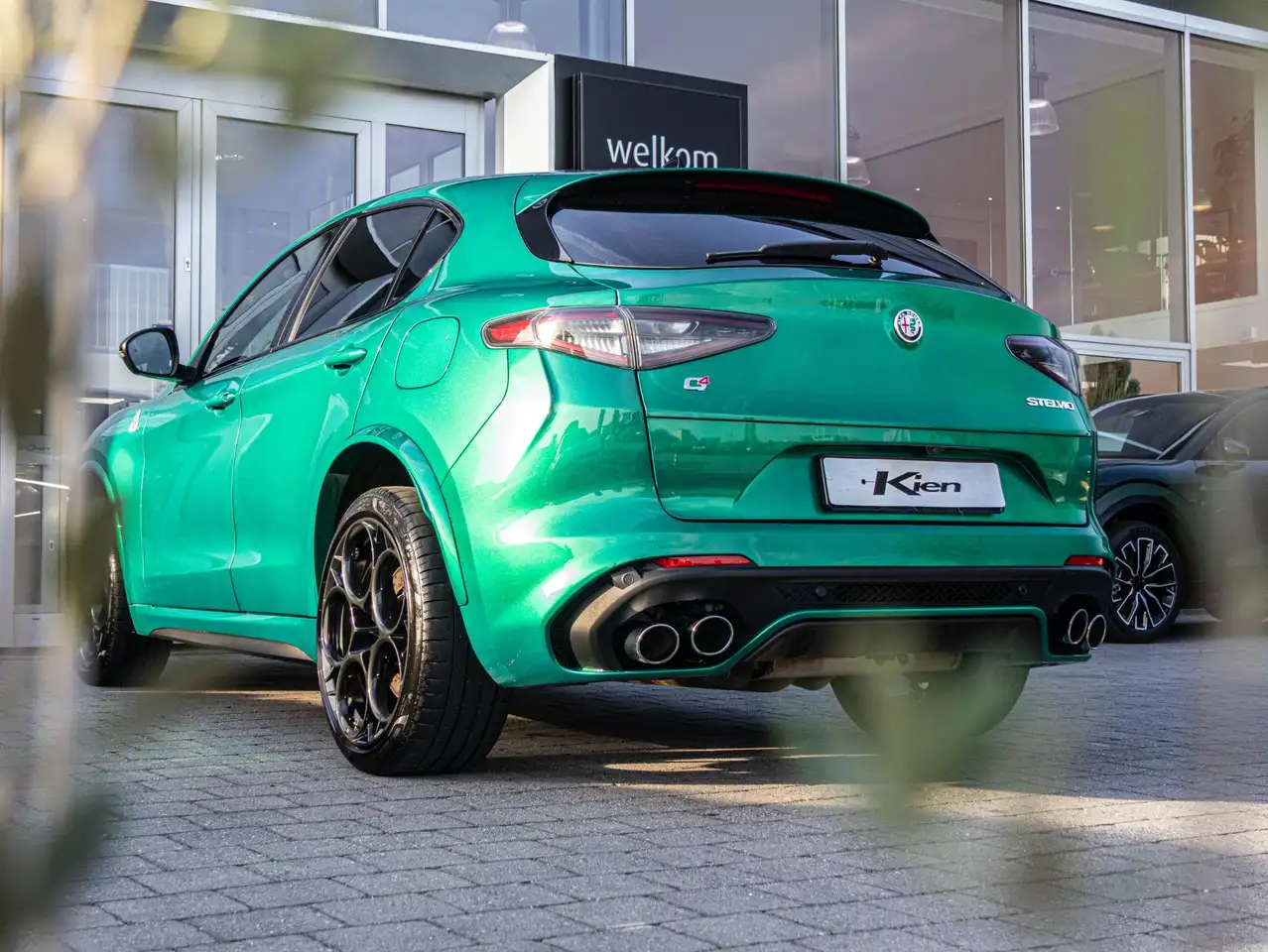 Alfa Romeo Stelvio 2023 — фото 29