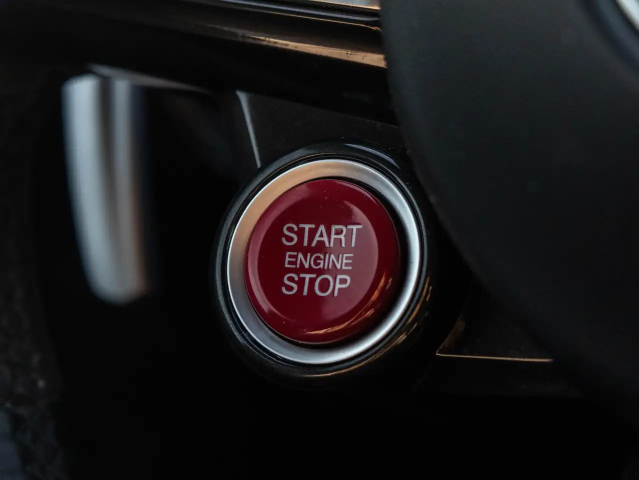 Alfa Romeo Stelvio 2023 — фото 10