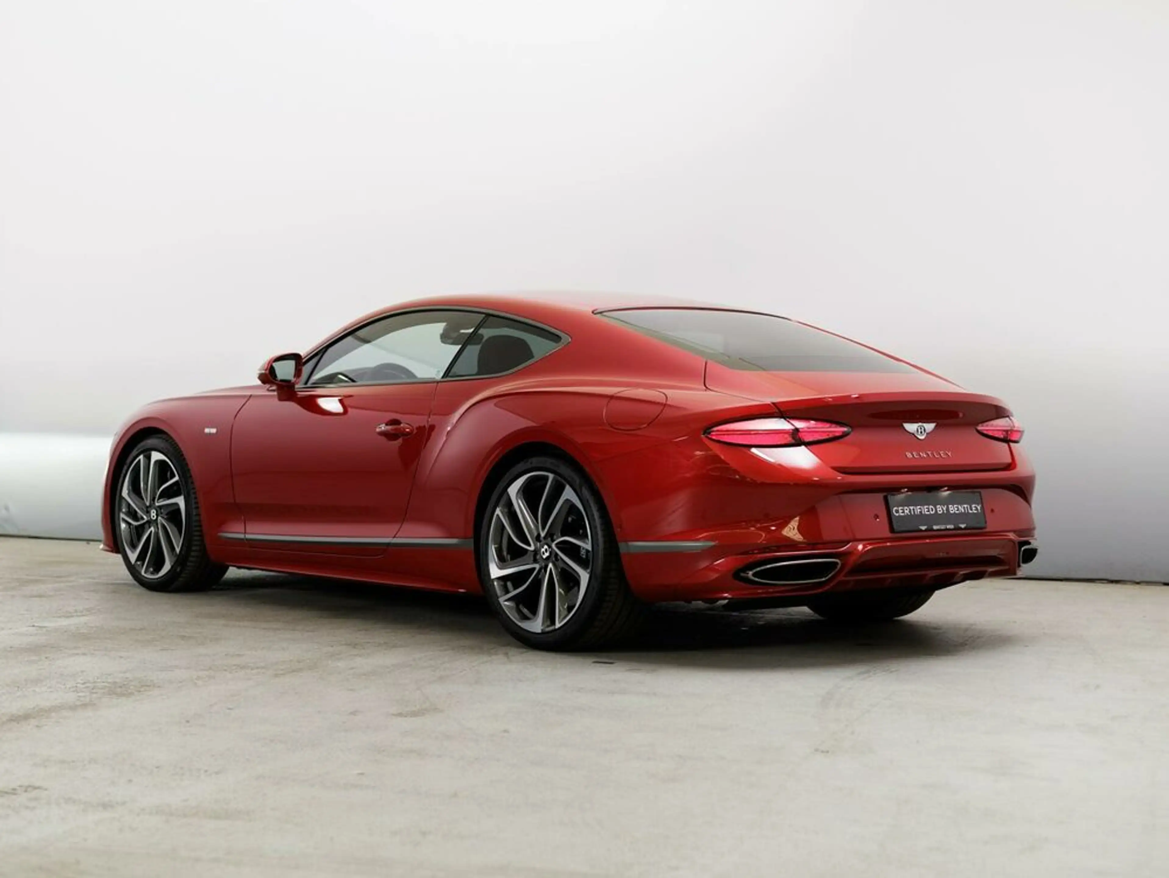 Bentley Continental GT Speed First Edition V8 Hybrid — photo 4