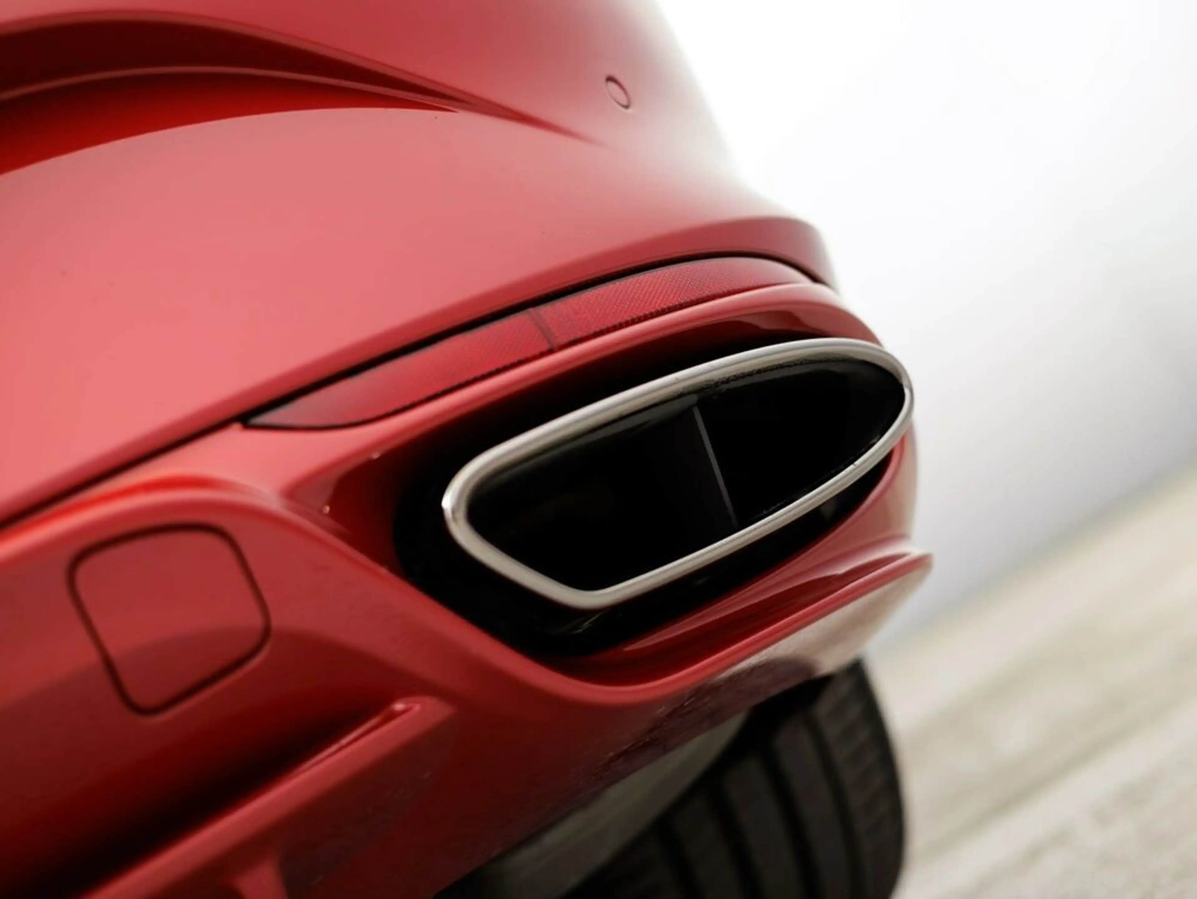 Bentley Continental GT Speed First Edition V8 Hybrid — photo 9
