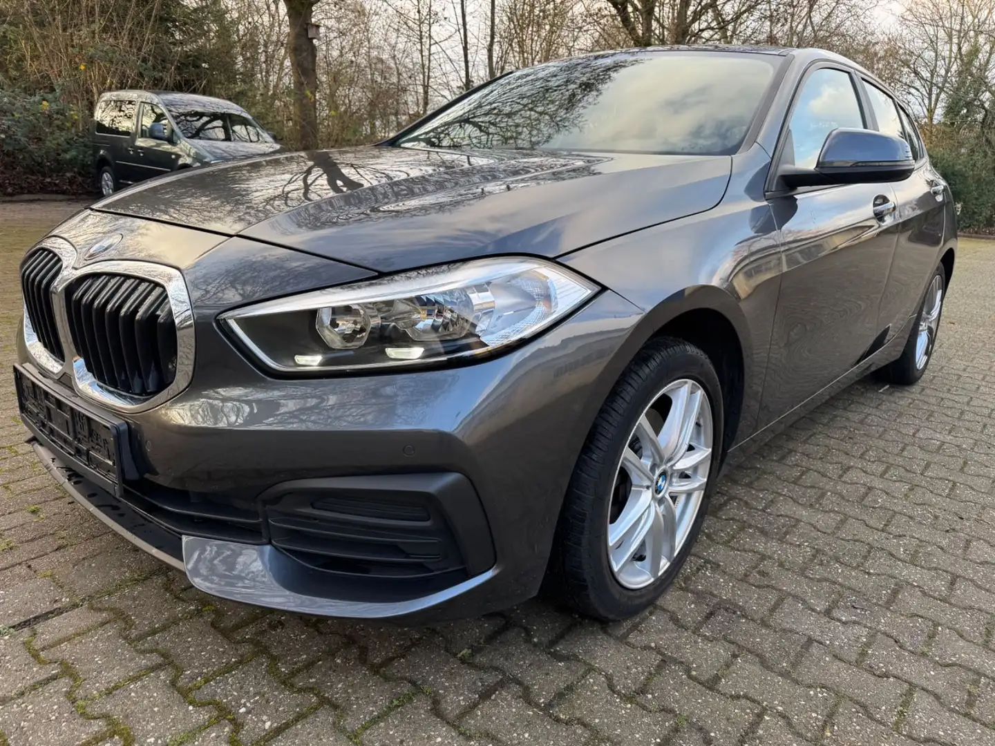 BMW 116 1 Limousine 116 d Advantage//Automatik/Navi/ Gris - 1