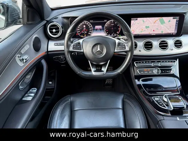 Mercedes-Benz E-Class view 11