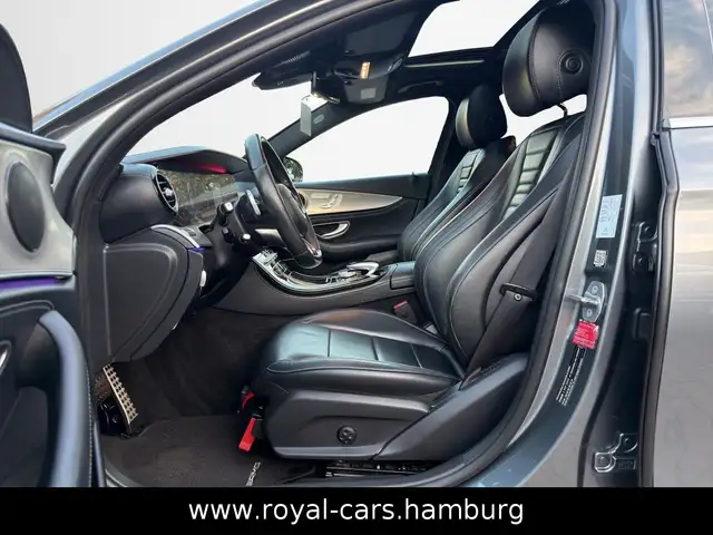 Mercedes-Benz E-Class view 10