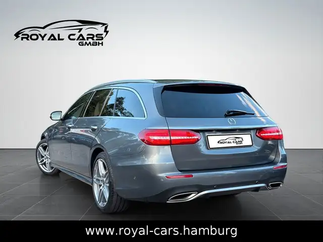 Mercedes-Benz E-Class view 7