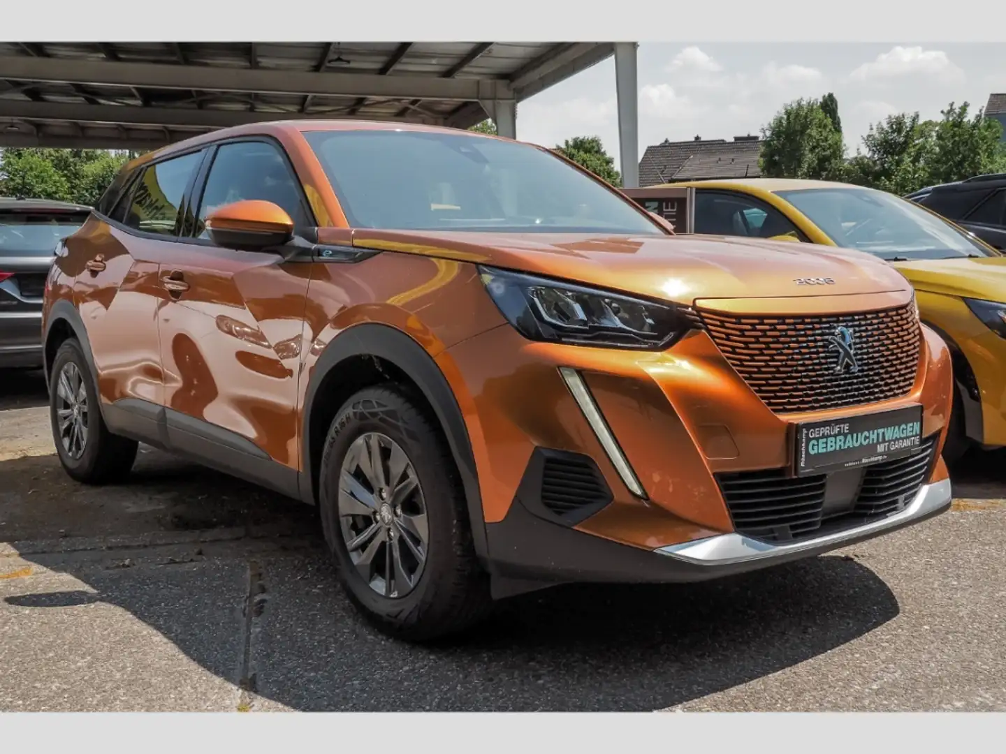 Peugeot 2008 Active Pack  Voll-LED SHZ PDC Klima RückKam Orange - 2