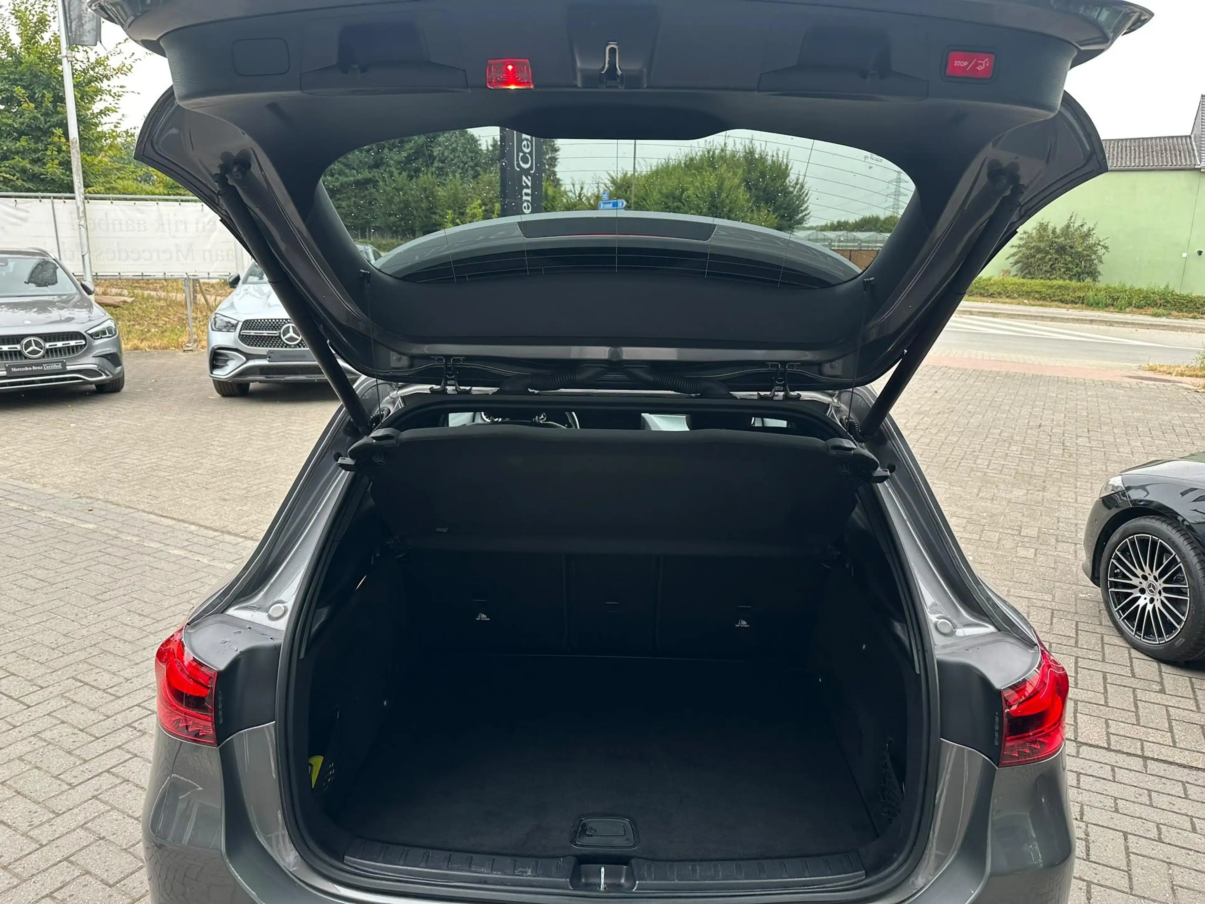 Mercedes-Benz GLA 180 GLA Business Line — photo 8