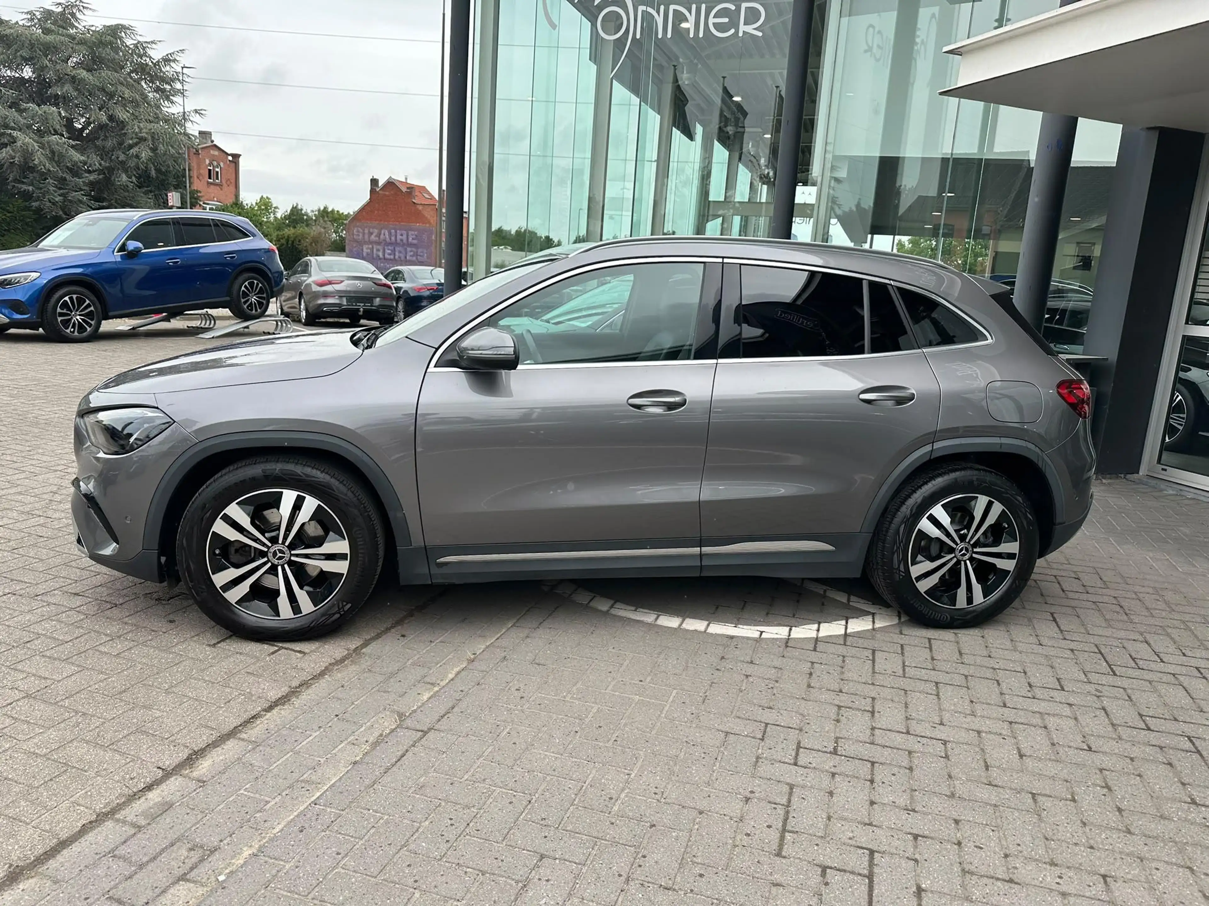 Mercedes-Benz GLA 180 GLA Business Line — photo 2