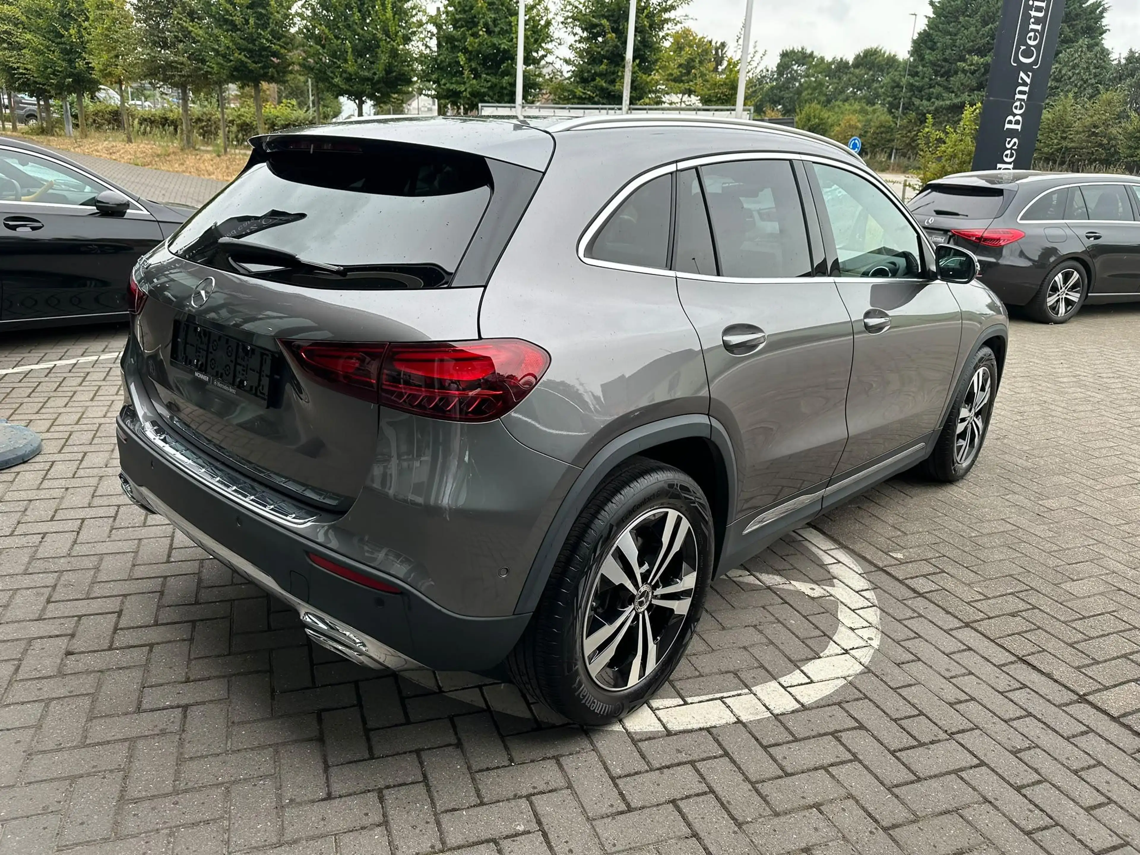 Mercedes-Benz GLA 180 GLA Business Line — photo 5