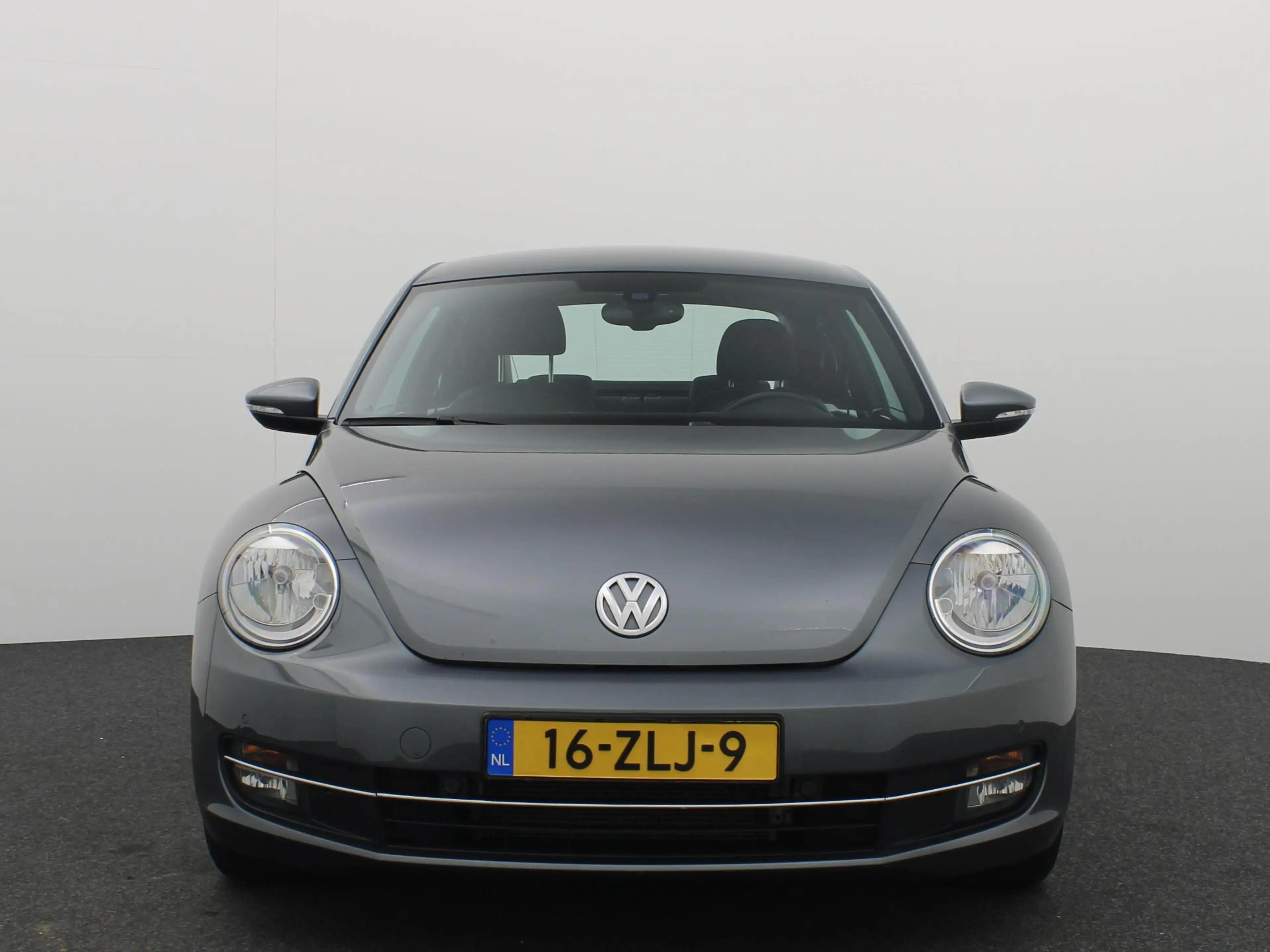 Volkswagen Beetle 1.2 TSI Design NAVI / CLIMA / PDC / BLUETOOTH / CR — photo 19