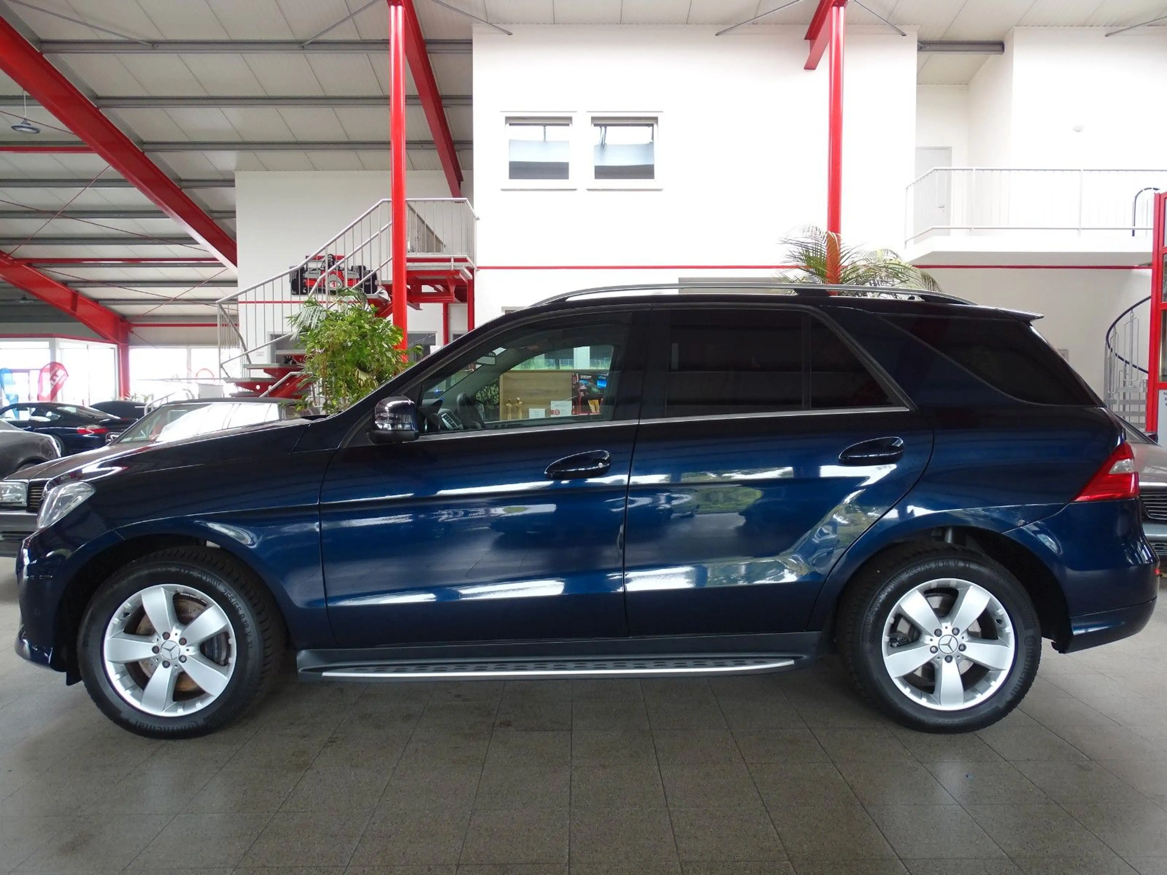 Mercedes-Benz ML 350 CDI BlueTec 4Matic*AHK+PANO+LEDER — photo 3