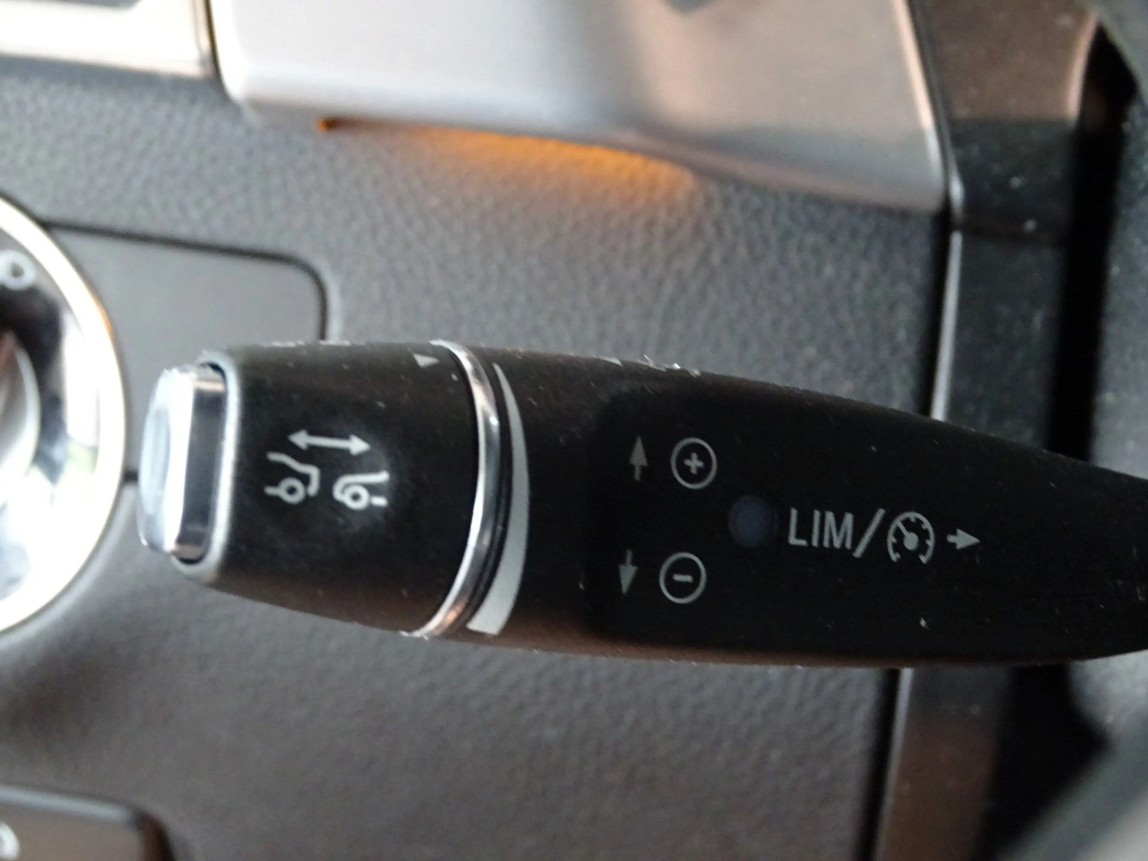 Mercedes-Benz ML 350 CDI BlueTec 4Matic*AHK+PANO+LEDER — photo 14