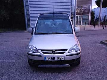 Combo Tour 1.3 CDTI - 75 FAP Cosmo