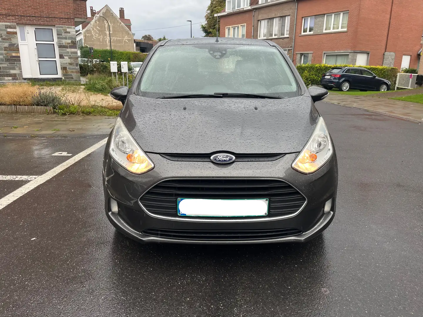 Ford B-Max 1.6i Ti-VCT Trend Automaat Grijs - 2