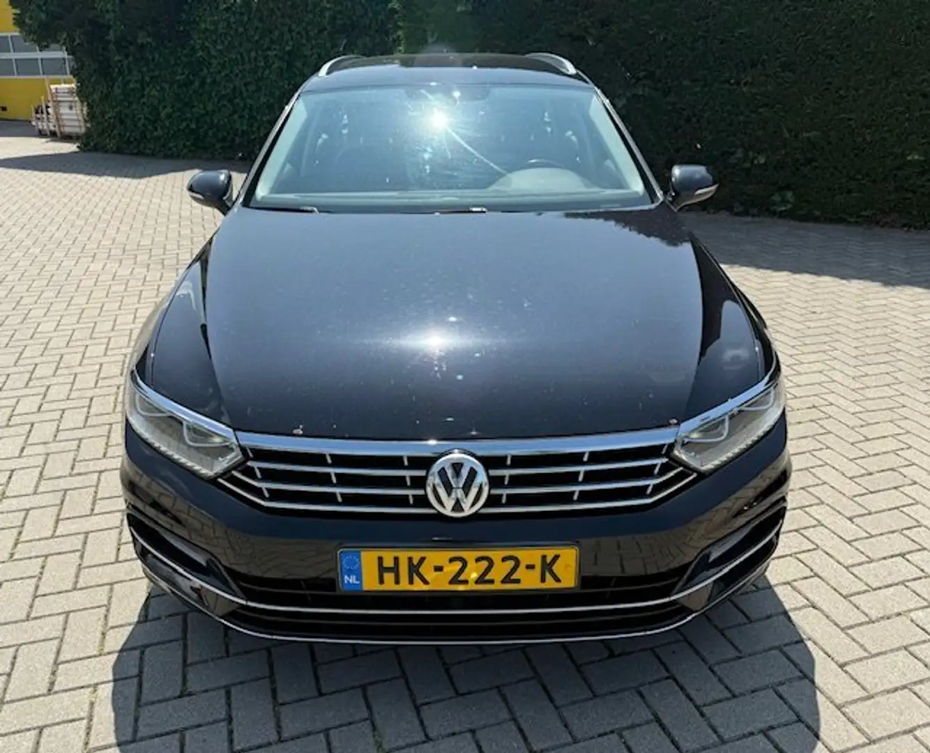 Volkswagen Passat Passat 2.0 TDI Bns Edition R Zwart - 2