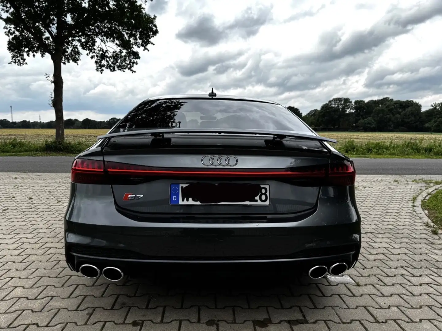 Audi S7 mit Audi Garantie Šedá - 1