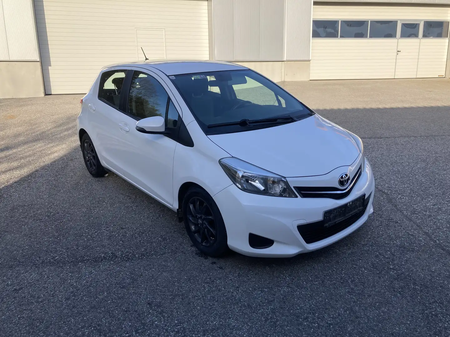 Toyota Yaris - 2