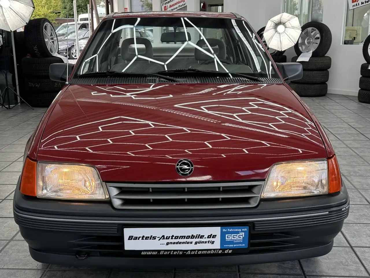 Opel Kadett E 1.4i, 1.Hand, H-Zulassung, Schiebedach, foto 2