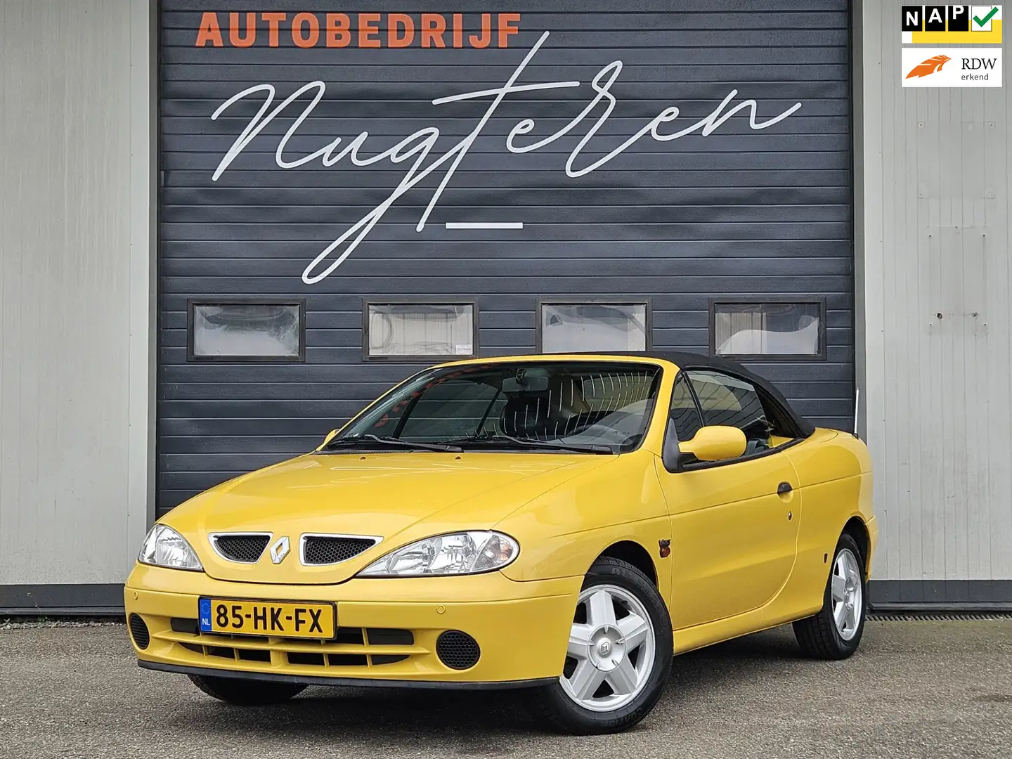 Renault Megane Cabrio 1.4-16V Sport Way | 53.000 NAP | Sarı - 1
