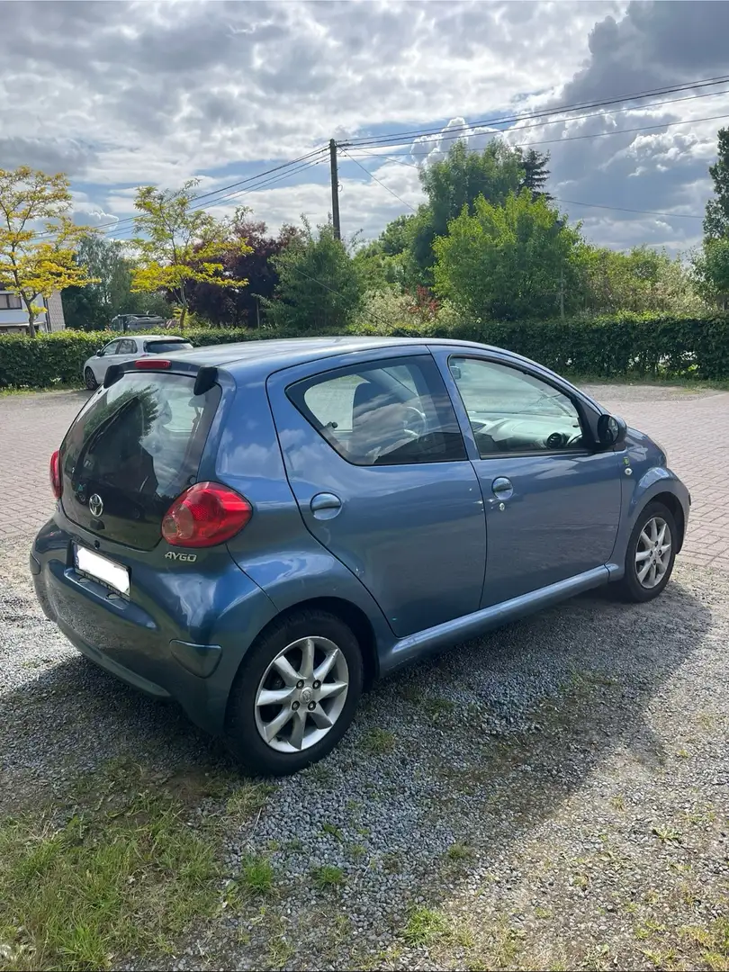 Toyota Aygo 1.0i VVT-i Bleu - 2